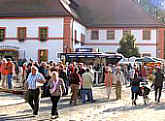 das Kloster St. Marienthal l�dt 4x j�hrlich zu den M�rkten ein