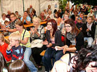 gute Laune und beste Stimmung im Festzelt
