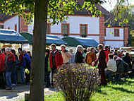 R�ckblicke zu den M�rkten im Kloster
