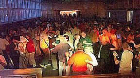 die Revival-Disco-Party ''EINMAL IM JAHR - die Wiedersehens-Disco in Dittersbach auf dem Eigen''